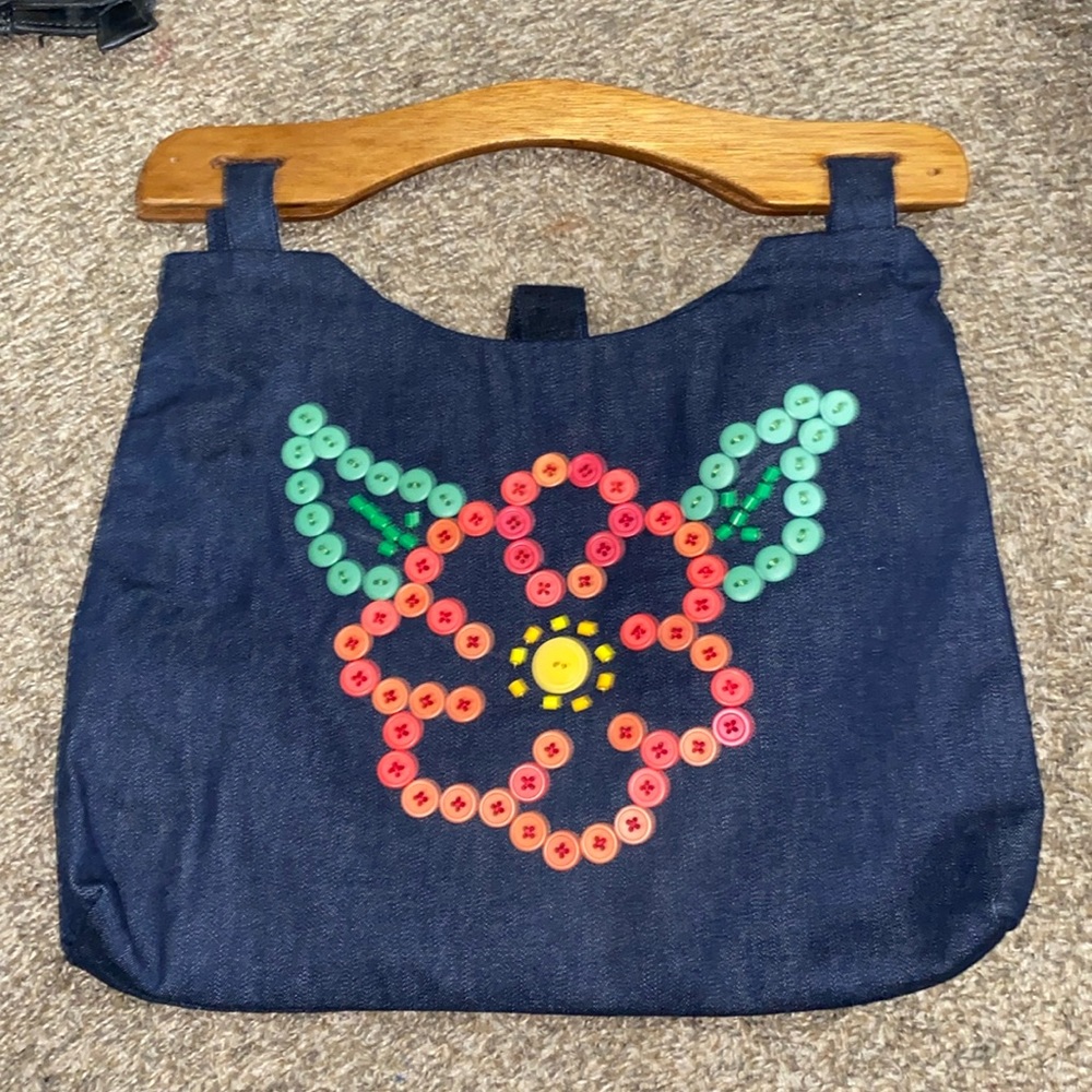 Not sure what brand this is, got it on vacation